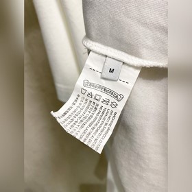 Кросин — модная и лаконичная футболка 