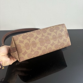 COACH в максимальной комплектации с по