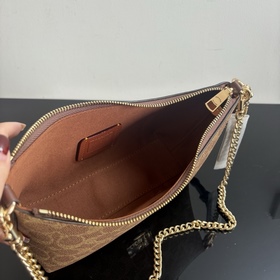 COACH в максимальной комплектации с по