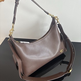 COACH в максимальной комплектации с по