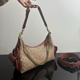 COACH — версия высшего класса в полной