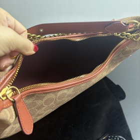 COACH — версия высшего класса в полной