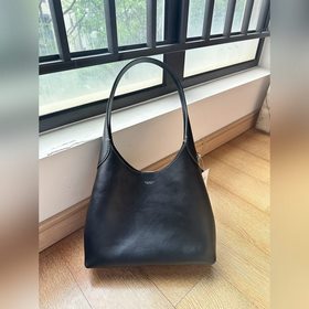 COACH — модель высшей линейки в полной