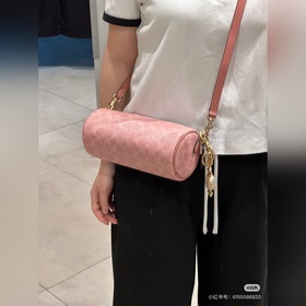 COACH — модель высшей линейки в полной