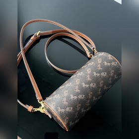 COACH — модель высшей линейки в полной