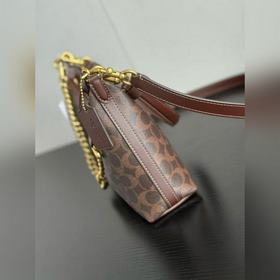 Модель COACH высшей серии в полной фир