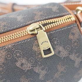 COACH — модель высшей линейки в полной