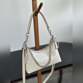 Модель COACH высшей серии в полной фир