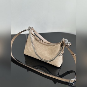 Модель COACH высшей серии в полной фир