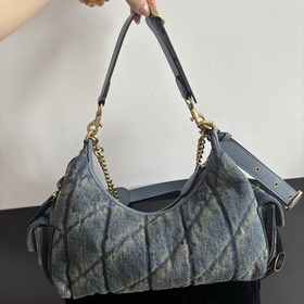 COACH — модель высшей серии в полной ф