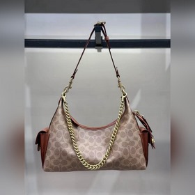 COACH в топовой версии с полным компле