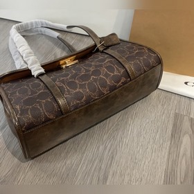 COACH в топовой версии с полным компле