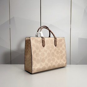 Модель COACH высшей серии в полной фир