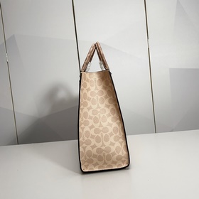 Модель COACH высшей серии в полной фир
