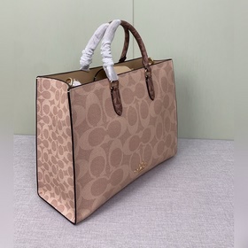 Модель COACH высшей серии в полной фир