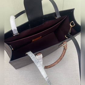 Модель COACH высшей серии в полной фир