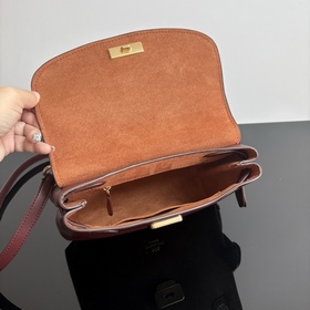 COACH — модель высшей серии в полной ф