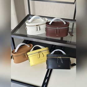 COACH — версия высшего класса в полной