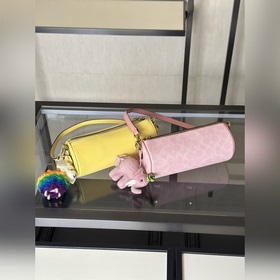 COACH — модель высшей линейки в полной