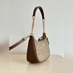 Сумка COACH высшей версии в полной фир