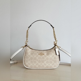 Сумка COACH высшей версии в полной фир