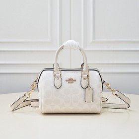 Кори (COACH) — версия высшего качества