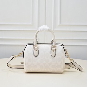 Кори (COACH) — версия высшего качества
