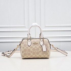 Кори (COACH) — версия высшего качества