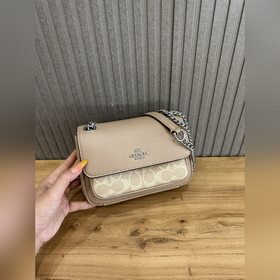 COACH — топовая версия в полной фирмен