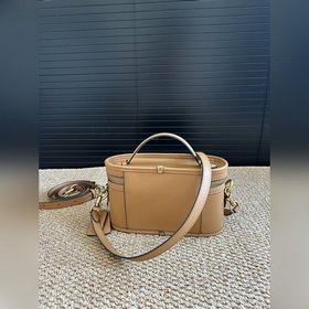 COACH в топовой версии, в комплекте с 