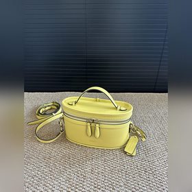 COACH в топовой версии, в комплекте с 
