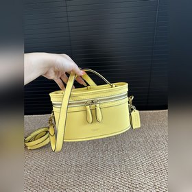 COACH в топовой версии, в комплекте с 
