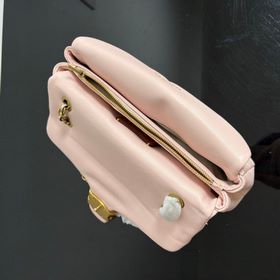 COACH — модель высшей серии в полной ф