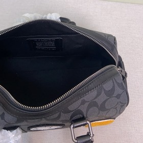 Модель COACH высшей серии в полной фир