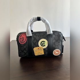 COACH — модель высшей серии в полной ф