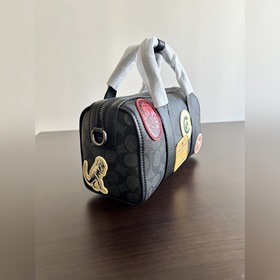 COACH — модель высшей серии в полной ф