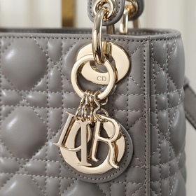 Сумка Lady Dior «Слоновая кость» с тре