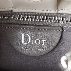 Сумка «Белое облако» от Dior из ягня