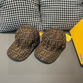 Новая бейсболка Fendi (Фенди) с оригин