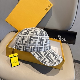 Новая бейсболка Fendi (Фенди) из ориги