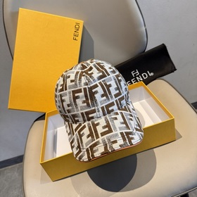 Новая бейсболка Fendi (Фенди) из ориги