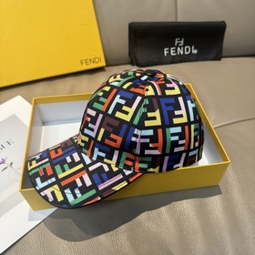 Новая бейсболка Fendi (Фенди) из ориги