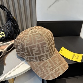 FENDI： бейсболка из коллекции с класси