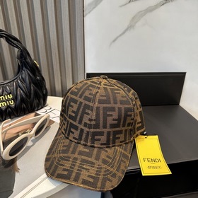 FENDI： бейсболка из коллекции с класси