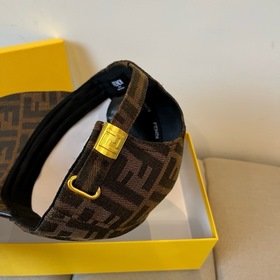 FENDI： бейсболка из коллекции с класси