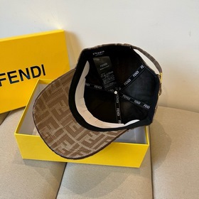 FENDI： бейсболка из коллекции с класси