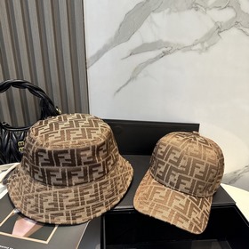 FENDI — кепка-рыбацкая шапка с логотип