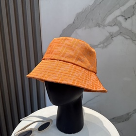 FENDI — кепка-рыбацкая шапка с логотип