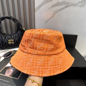 FENDI — кепка-рыбацкая шапка с логотип