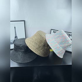Новая кепка-рыбацкая шапка Fendi с мон